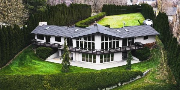 Shingles vs. tiles: Which roofing material reigns supreme?