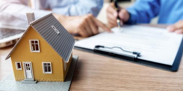 Building better leaders: Why roofing contractors are turning to roundtable discussions